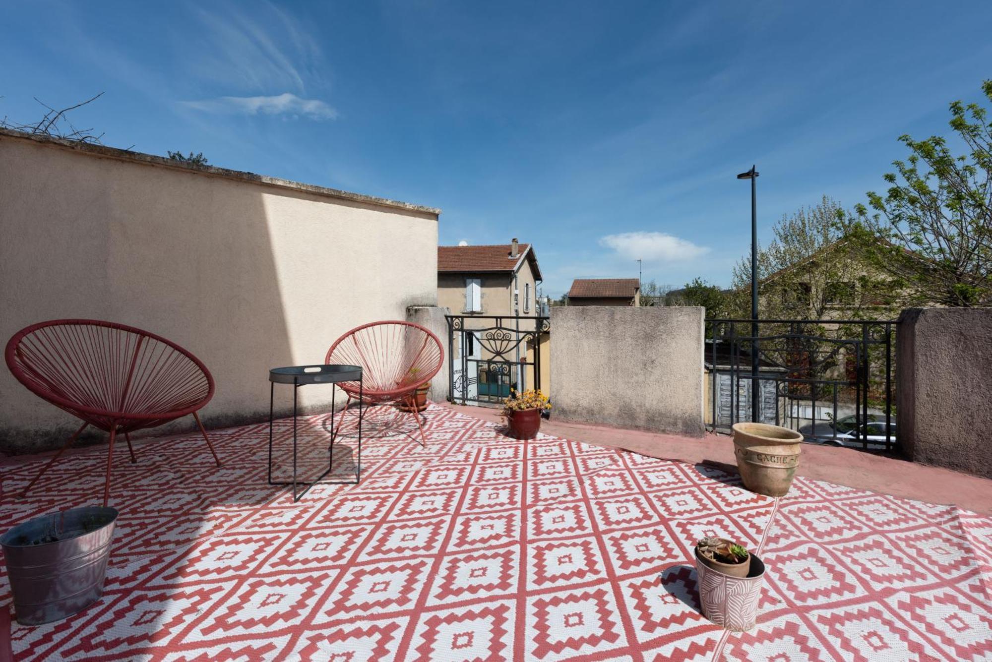 Apartament Demeure Urbaine Romans-sur-Isère Zewnętrze zdjęcie